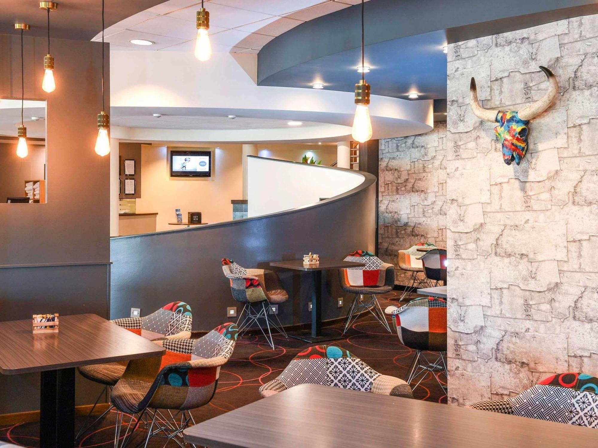 Novotel מילטון קינס מראה חיצוני תמונה